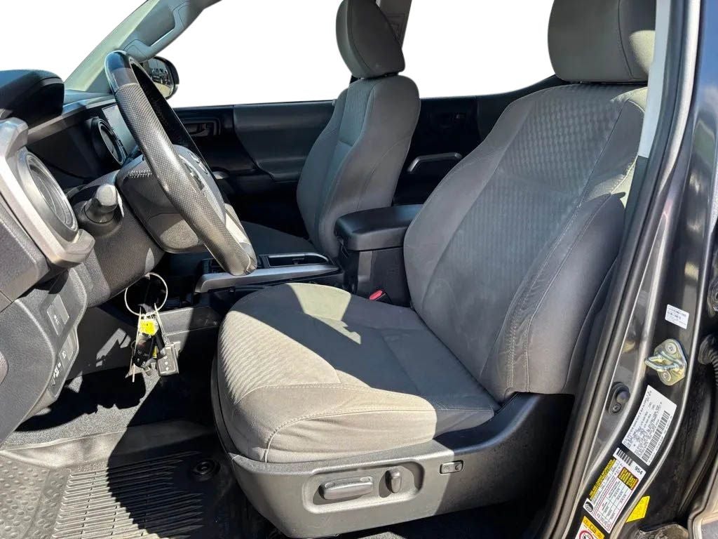 2020 Toyota Tacoma SR5 V6