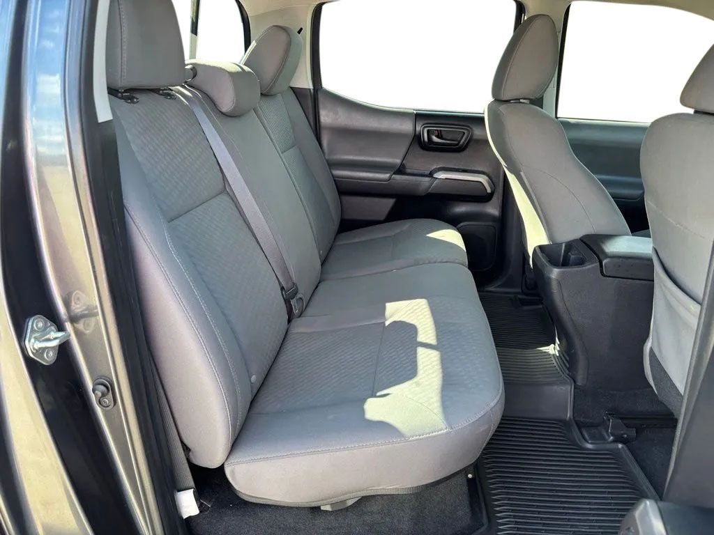 2020 Toyota Tacoma SR5 V6