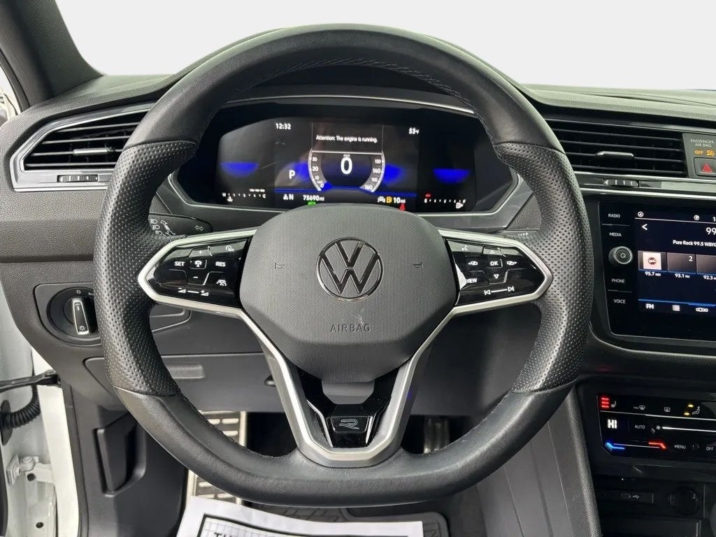 2024 Volkswagen Tiguan 2.0T SE R-Line Black