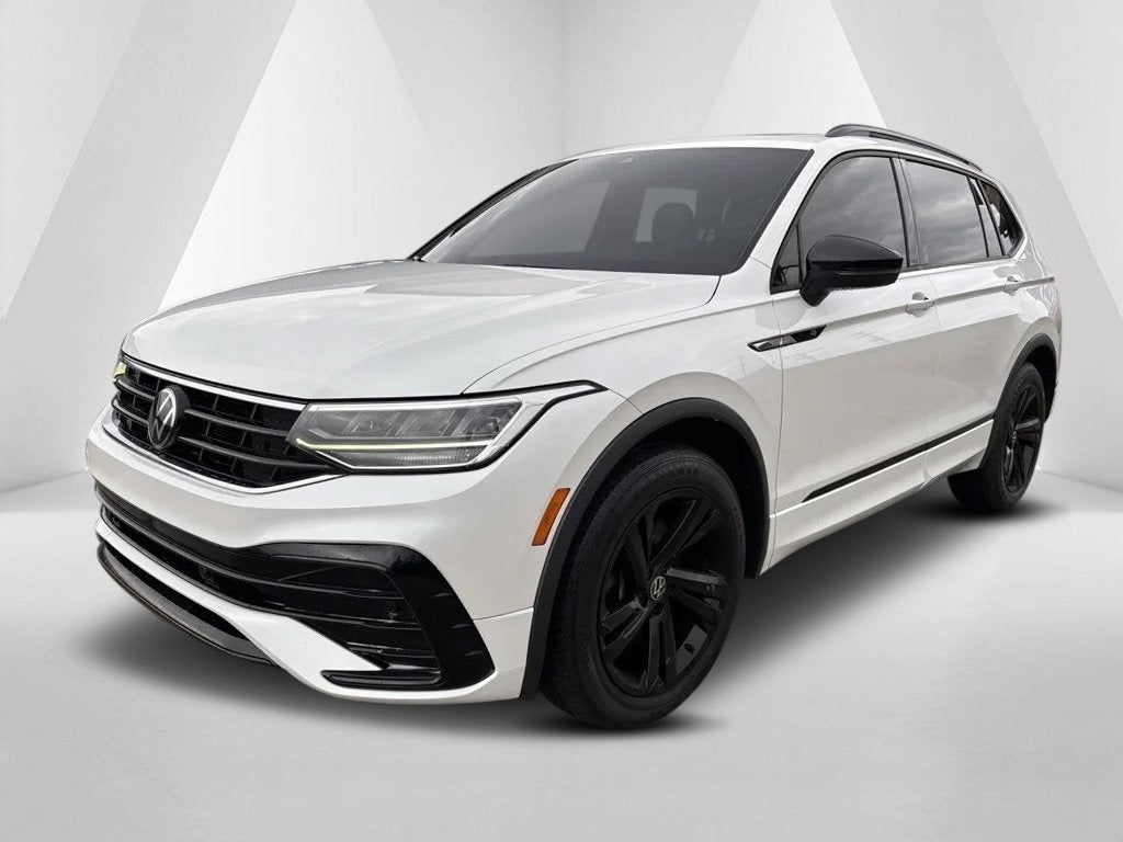 2024 Volkswagen Tiguan 2.0T SE R-Line Black