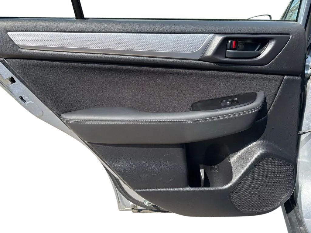 2019 Subaru Outback 2.5i