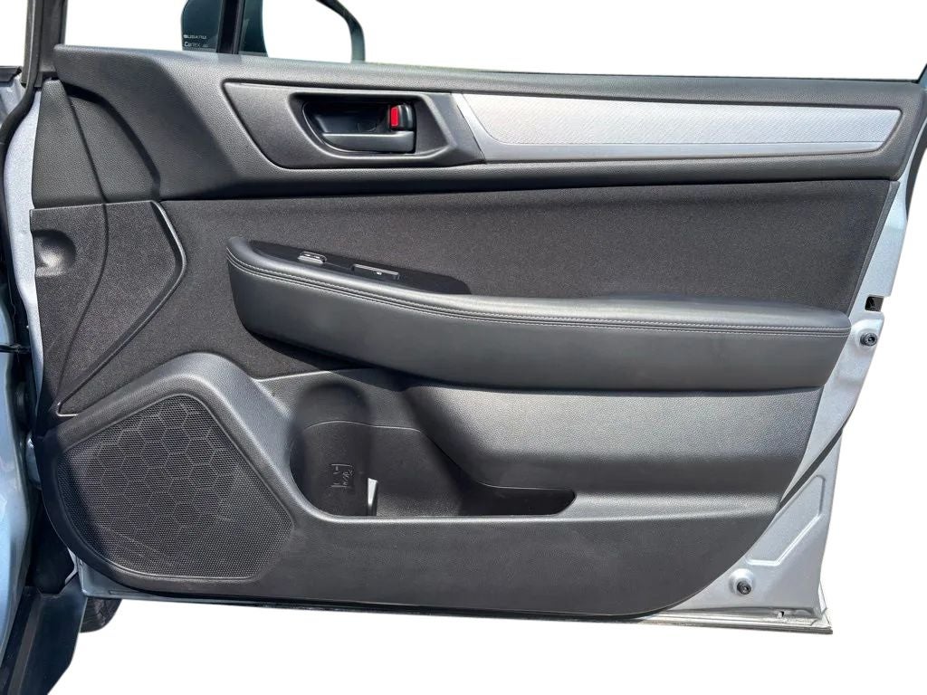 2019 Subaru Outback 2.5i