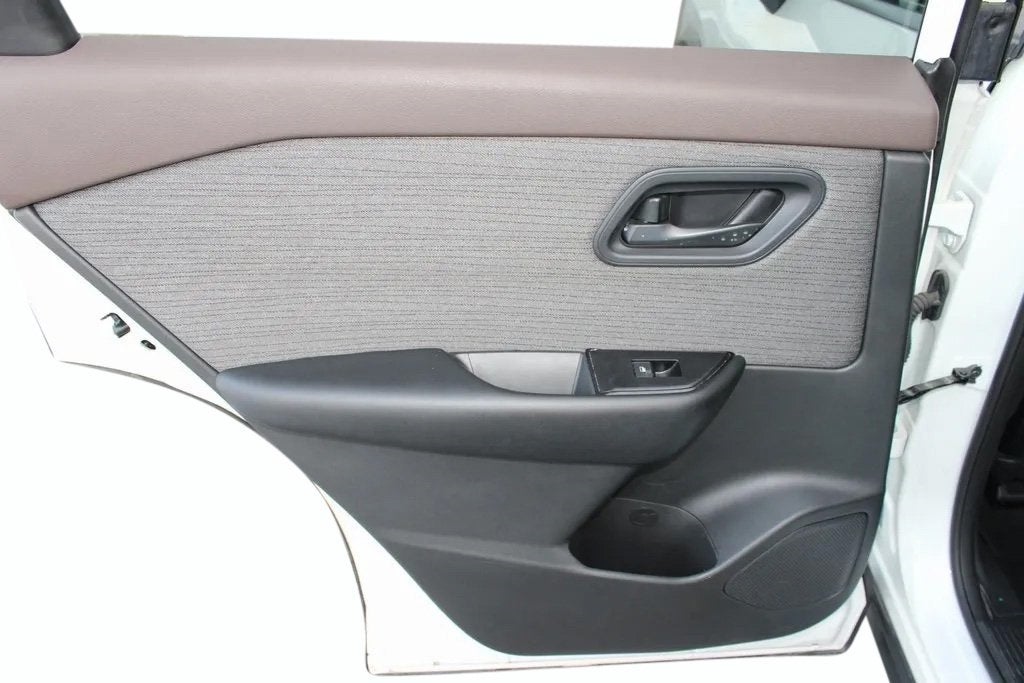 2023 Nissan Rogue S FWD