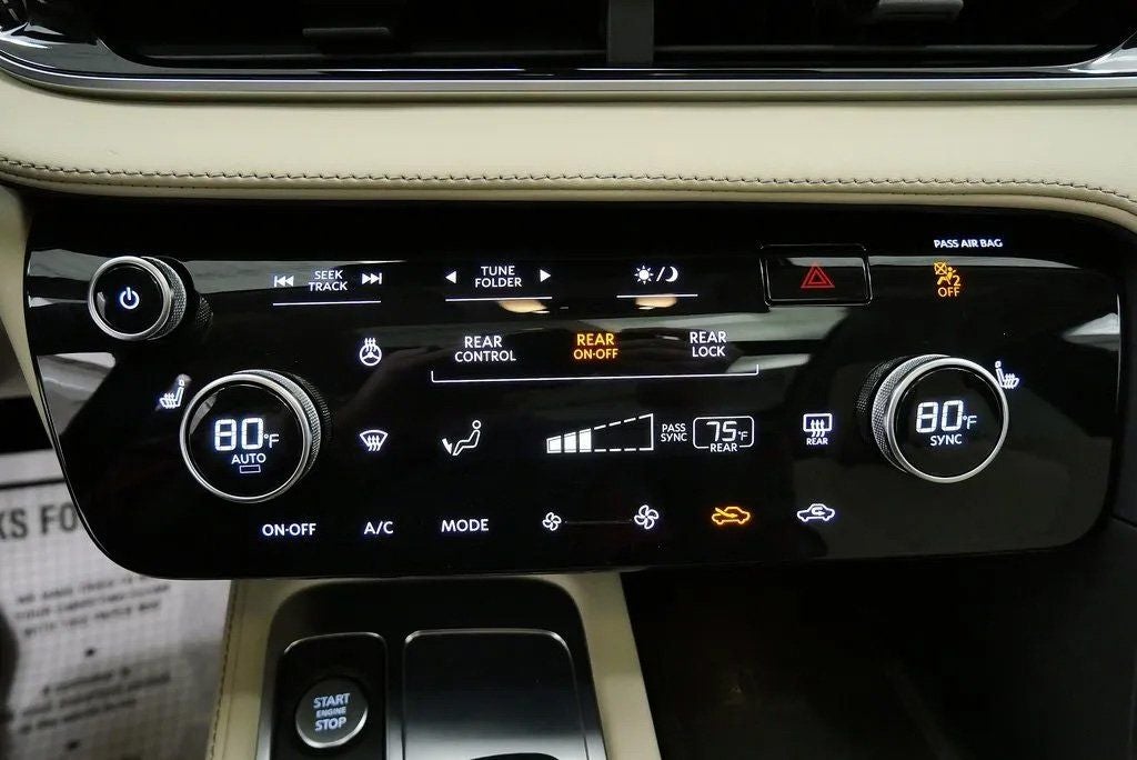 2023 INFINITI QX60 LUXE