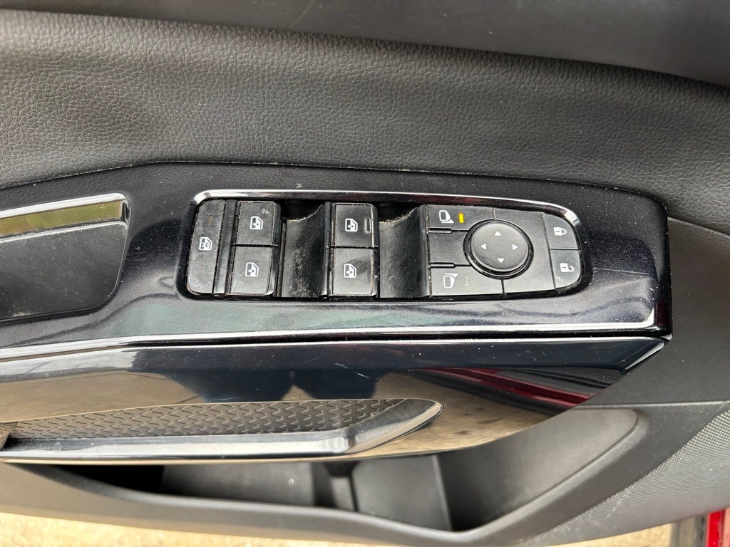 2022 Nissan Pathfinder SV 4WD