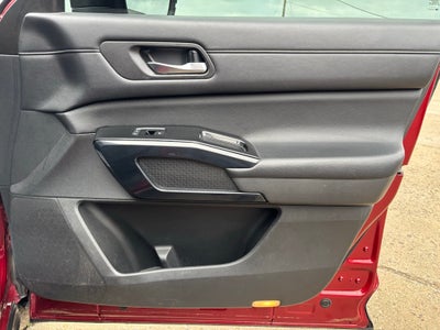 2022 Nissan Pathfinder SV 4WD