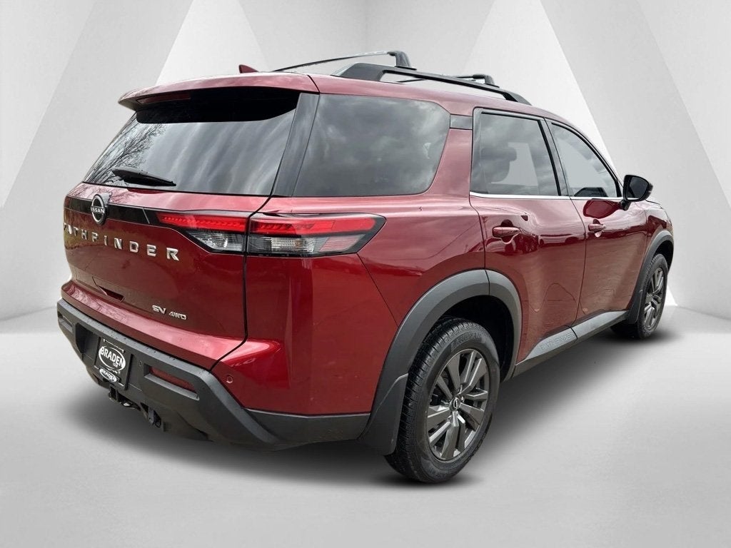 2022 Nissan Pathfinder SV 4WD