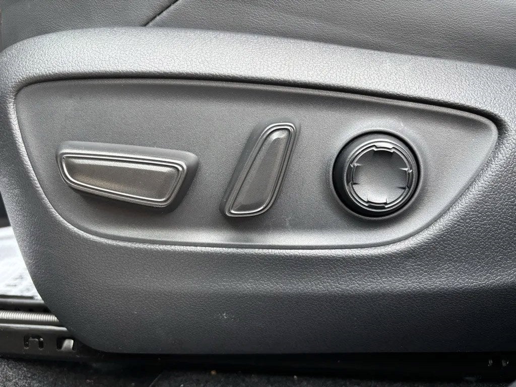 2023 Toyota Venza Limited