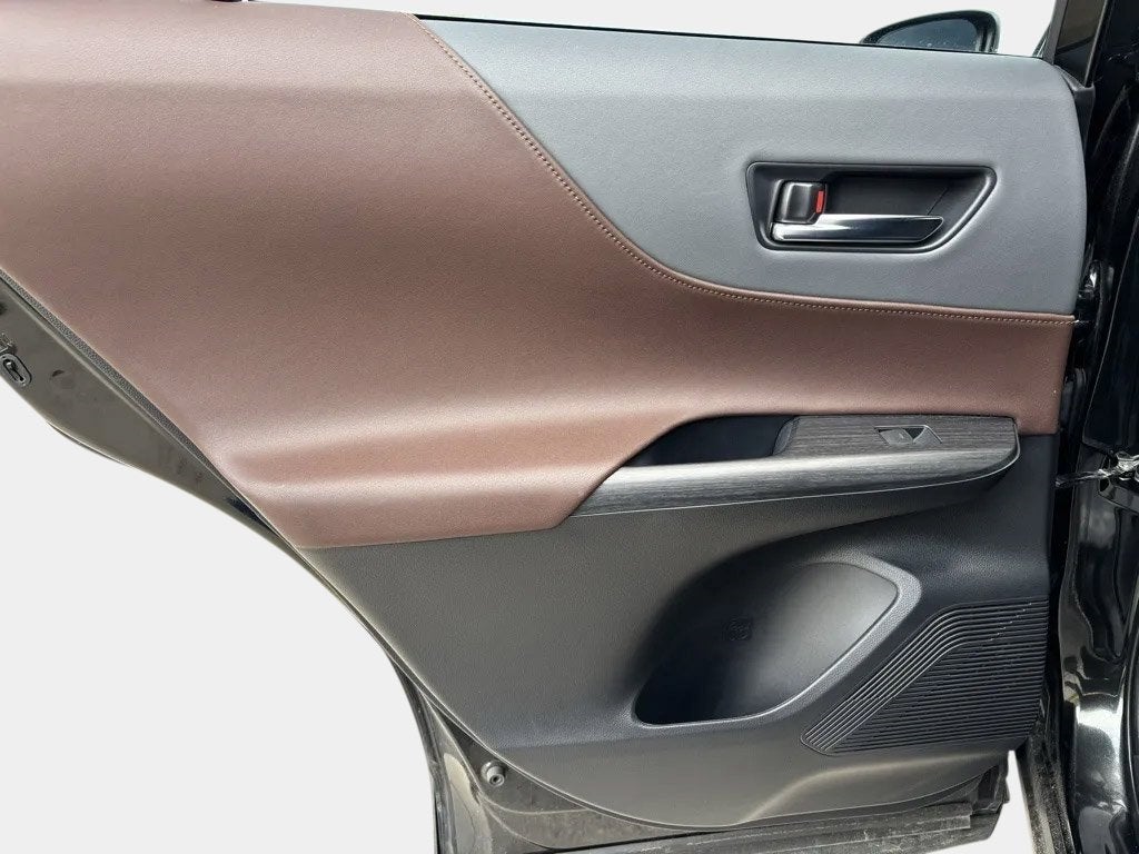 2023 Toyota Venza Limited