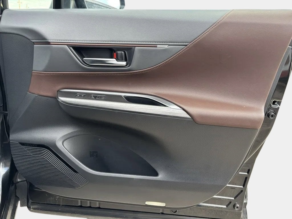 2023 Toyota Venza Limited