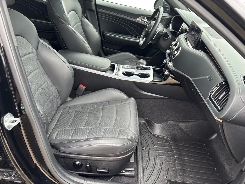 2023 Kia Stinger GT2