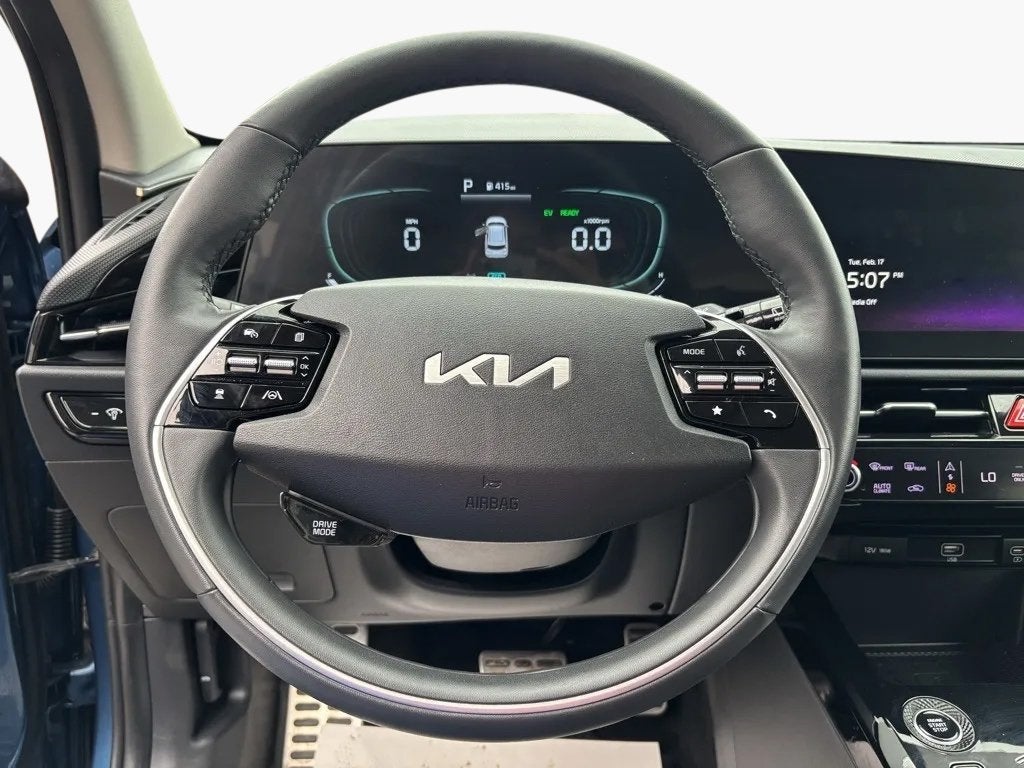 2023 Kia Niro Plug-In Hybrid SX Touring