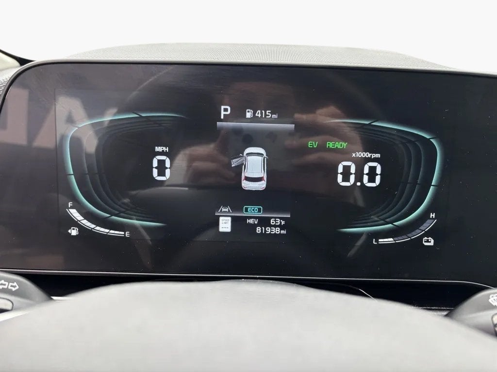 2023 Kia Niro Plug-In Hybrid SX Touring