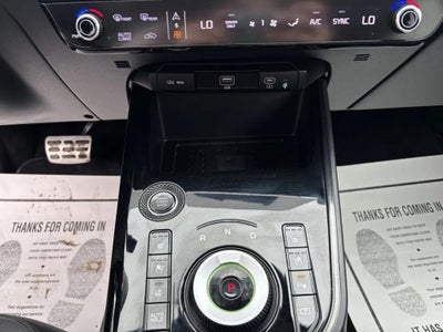 2023 Kia Niro Plug-In Hybrid SX Touring