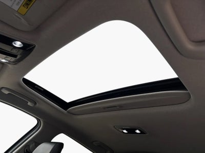 2023 Kia Niro Plug-In Hybrid SX Touring