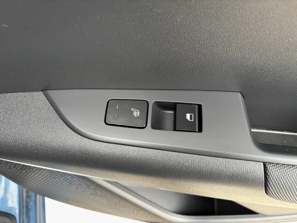 2023 Kia Niro Plug-In Hybrid SX Touring