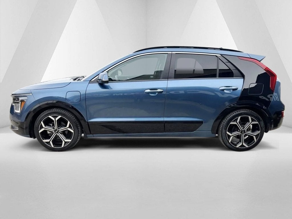 2023 Kia Niro Plug-In Hybrid SX Touring